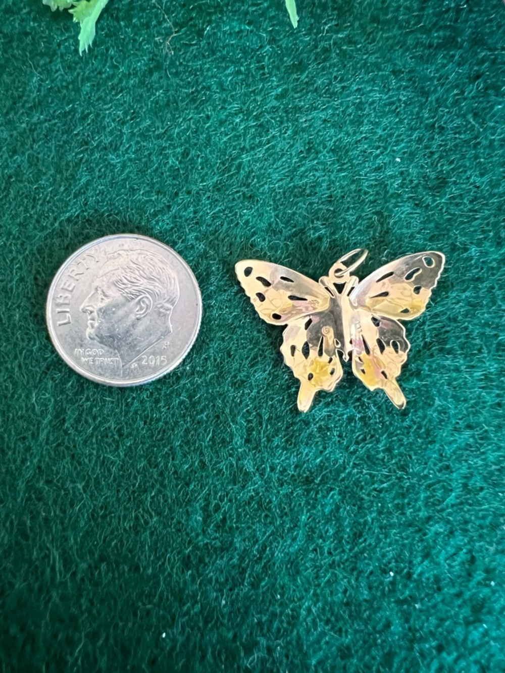 14k Solid Yellow Gold Vintage Delicate Filigree Butterfly Pendant - Picture 3 of 7
